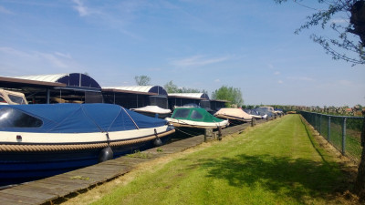 Ligplaats 6,5 x 3 meter - Jachthaven & Camping Wijde AA - Woubrugge