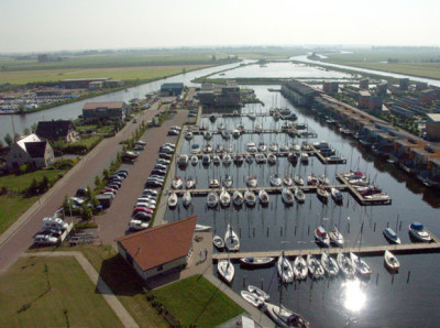 Winterstalling buiten in Heeg - Heegermeer - Van Roeden Watersport