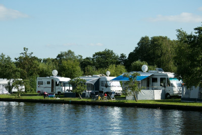 Camping It Wiid - Earnewald