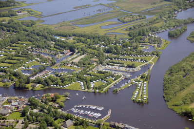 Camping It Wiid - Earnewald