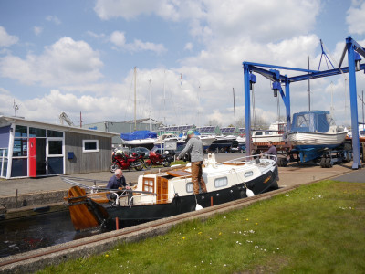 Winterstalling binnen in Eernewoude – Jachthaven Westerdijk