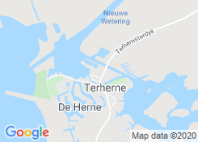 Winterstalling binnen vlakbij het Sneerkermeer - De Schiffart Jachthaven Terherne