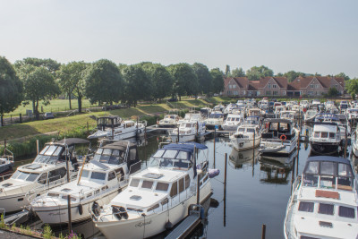 Jachthaven Aquapelle - Sprang-Capelle