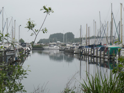 Winterstalling landelijk centraal gelegen en altijd op afspraak. Wij halen de boot eruit wanneer het U uitkomt!
