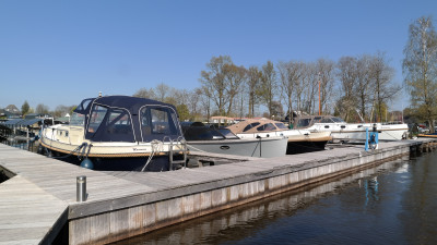 Ligplaats in Loosdrecht aan de Loosdrechtse Plassen