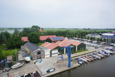 Ligplaats in gezellige haven in Woudsend directe verbinding Heegermeer en Slotermeer