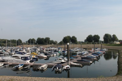 Ligplaats in Lith A-steiger geschikt voor boten tot maximaal 6 meter