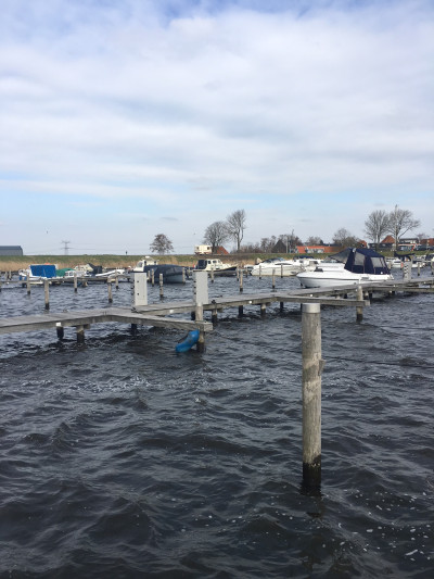 Ligplaats in Nauerna 10 x 4 meter met vingersteiger