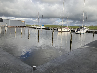 Ligplaats 15 x 5 meter - Hollandboat - Workum