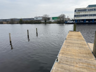 Ligplaats #3 - 6 x 3 meter - Rijnhaven Bouwzorg - Alphen aan Den Rijn