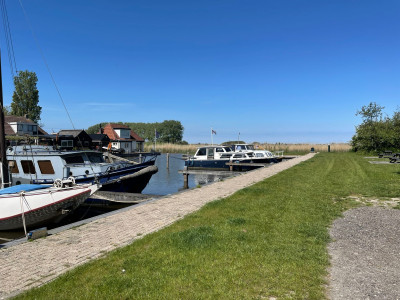 Ligplaats 10 x 3,9 meter - Stichting Recreatiehaven Ried - Ried